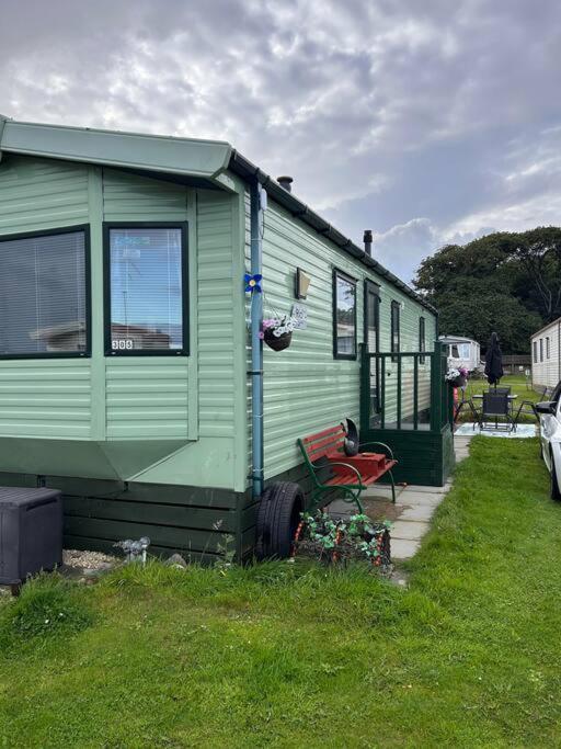 Red Lion Caravan Park, 阿布罗斯 外观 照片